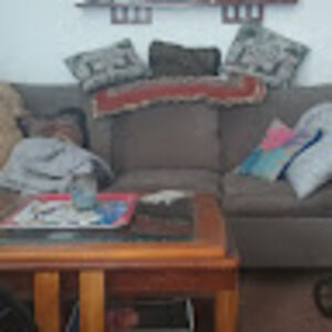 Meet your Posher, Leta